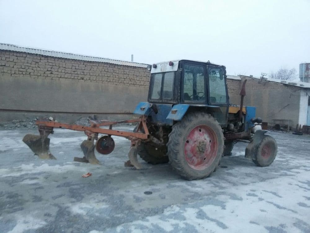 ЮМЗ Беларусь 80 матор куйилган — 1