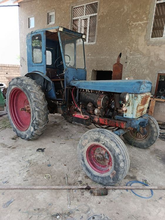 Traktor T28 yaxshi xolatda — 4