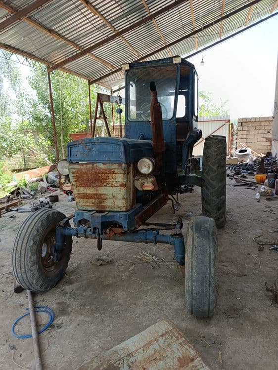 Traktor T28 yaxshi xolatda — 5