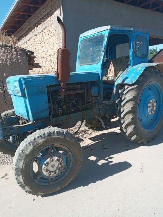 Traktor va kosilka sotiladi — 1