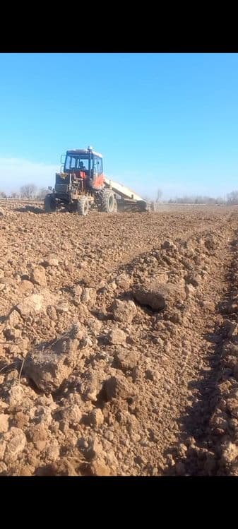 YTO 1302 BULDOZER sotiladi — 2