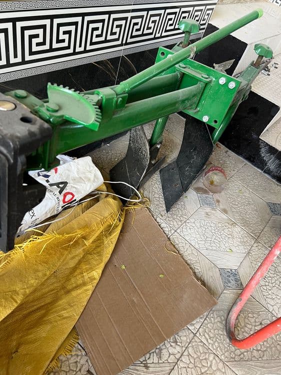 Zubr 1105 mini traktor — 4