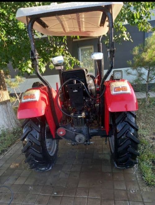 Xintai 404 mini traktor. — 4