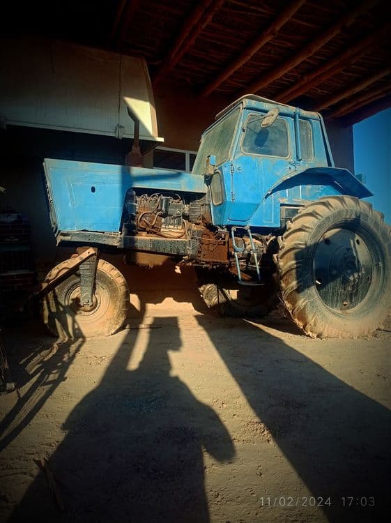 Traktor sotiladi — 5