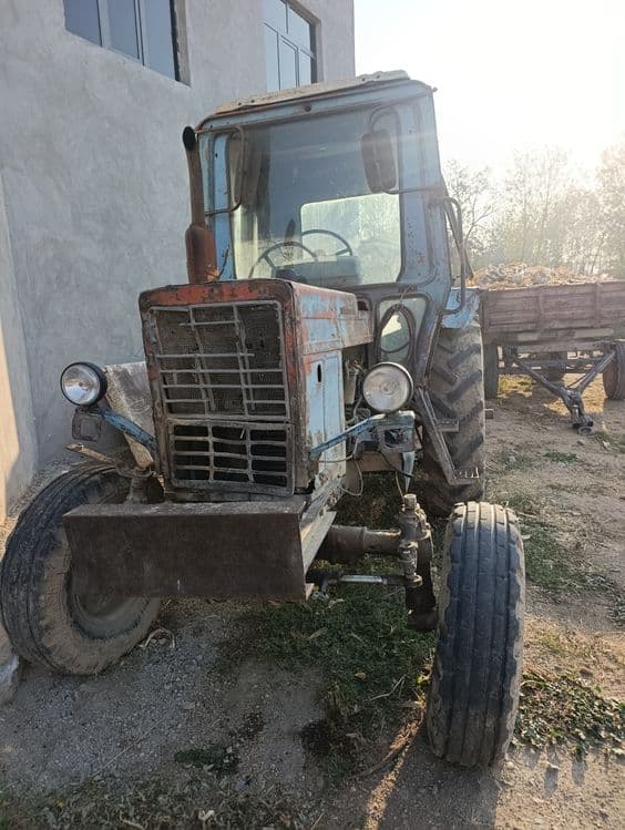 Traktor 80 holati yaxshi — 2