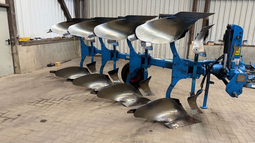 Lemken Europal 5 John Deere, Case Puma, Belarus — 1