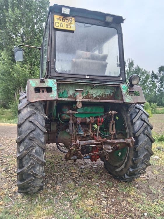Traktor sotiladi — 4