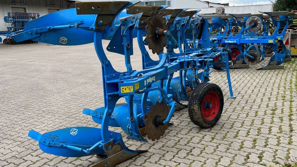 Lemken Europal 5. Claas, Case, John Deere, Belarus tortadi — 5