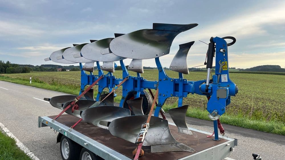 Lemken Europal 5. John Deere, Belarus Claas, Case tortadi — 1