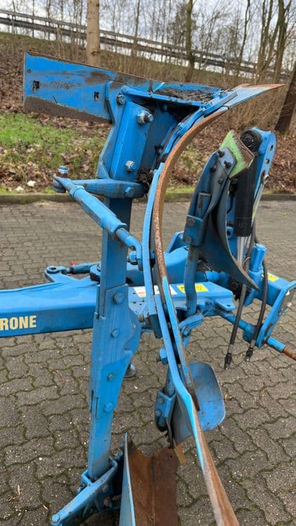 Lemken Opal 110 Omoch, Claas, Case , John Deere , Belarus tortadi — 8