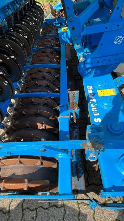 Lemken Saphir 7 Seylka, Case, Claas, John Deere, Belarus — 4
