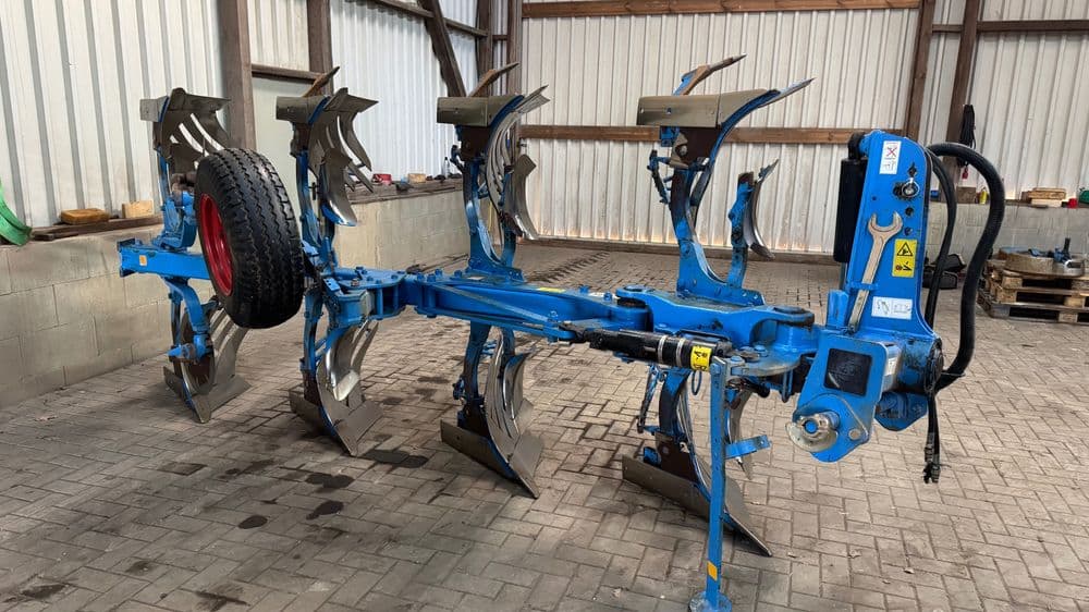 Lemken Omoch Claas Arion, John Deere, Belarus — 8