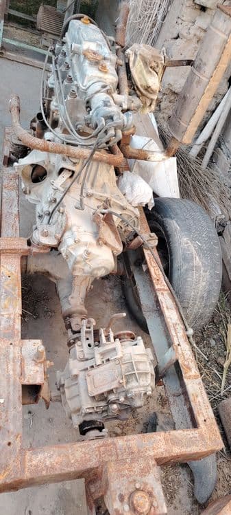 Mini traktor sotiladi. Alohida matori ham sotiladi — 1