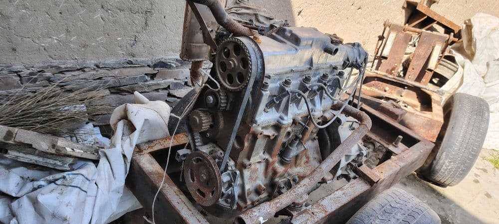 Mini traktor sotiladi. Alohida matori ham sotiladi — 4