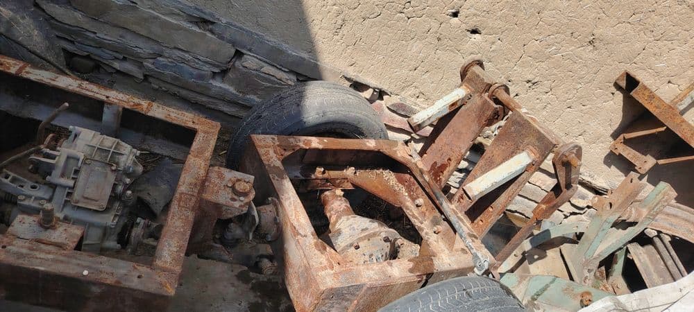 Mini traktor sotiladi. Alohida matori ham sotiladi — 5