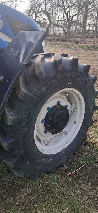 Продаётся Трактор New Holland TD-5. 110 4WD — 3