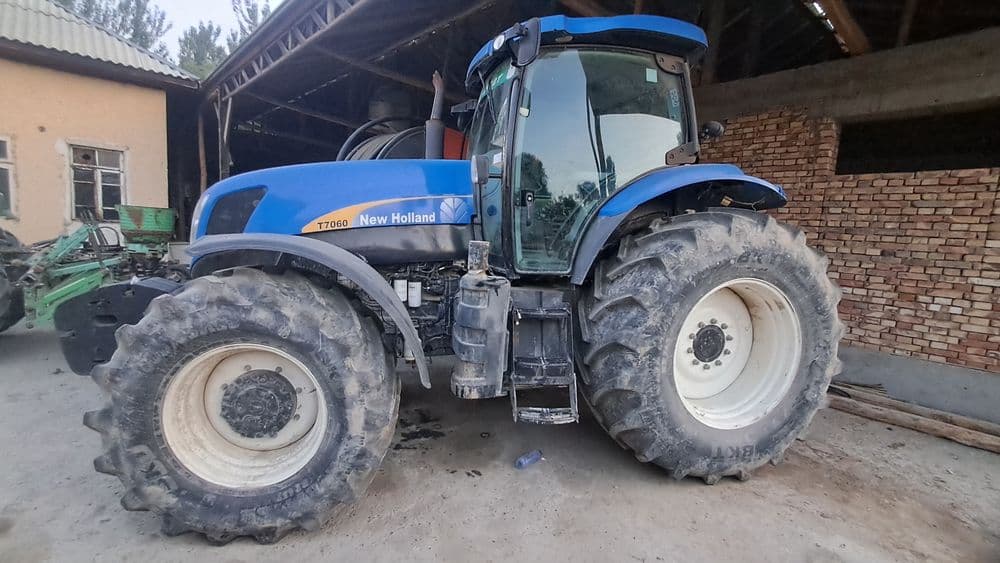 Magnum New Holland T7060 — 3
