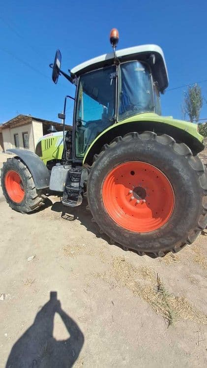 Traktor  Arion-630 C plugi bilan birga — 3