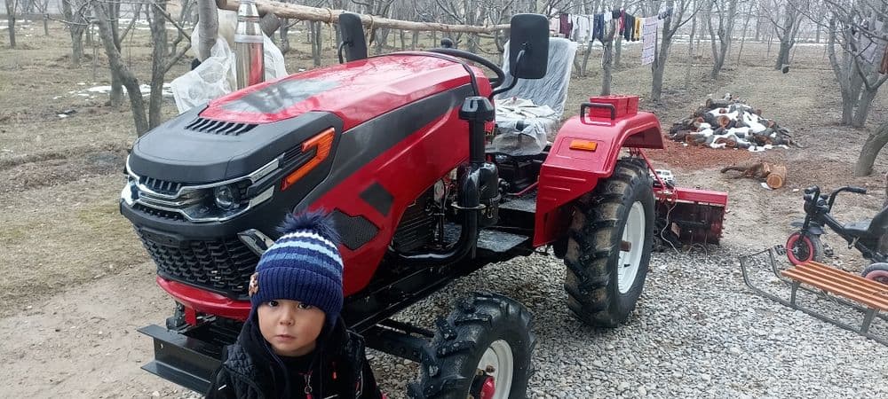 Mini traktor sotiladi
118 soat yurgan — 7