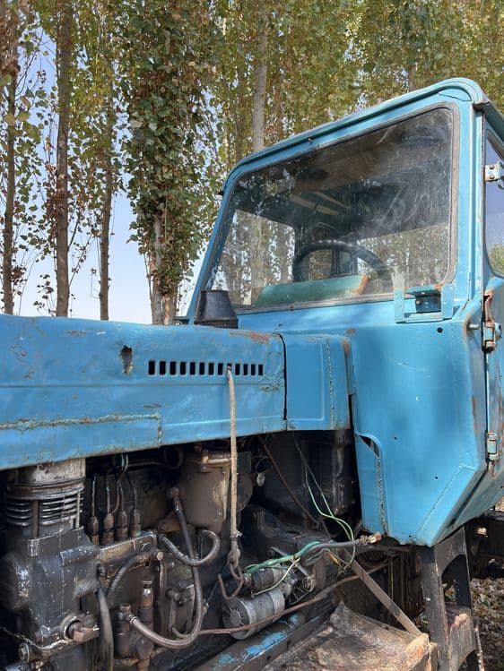 MTZ 80 Belarus Traktor Sotiladi — 2