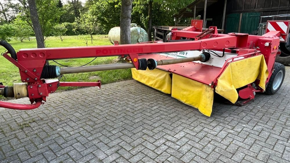 Pöttinger Kasilka, Claas Arion Case Puma, Belarus, John Deere tortadi — 5