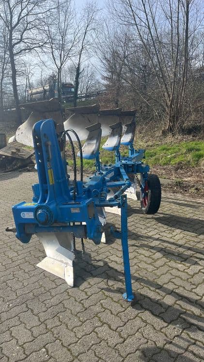 Lemken Europal 7.  Case, Claas, John Deere, Belarus tortadi — 2