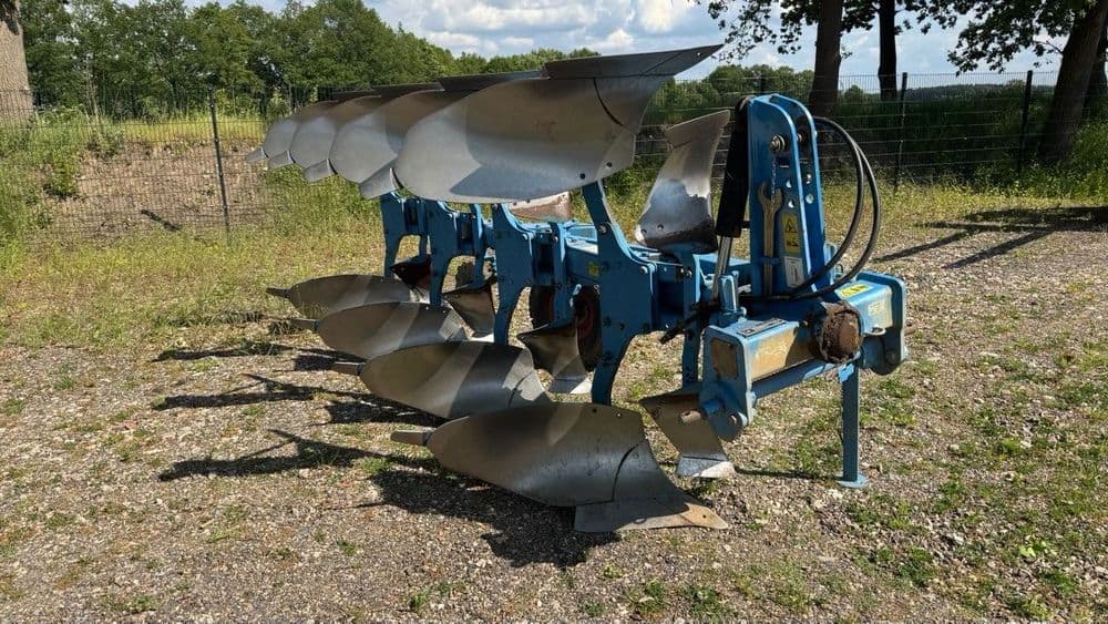 Lemken Europal 7. Claas Arion, Belarus, John Deere tortadi — 4