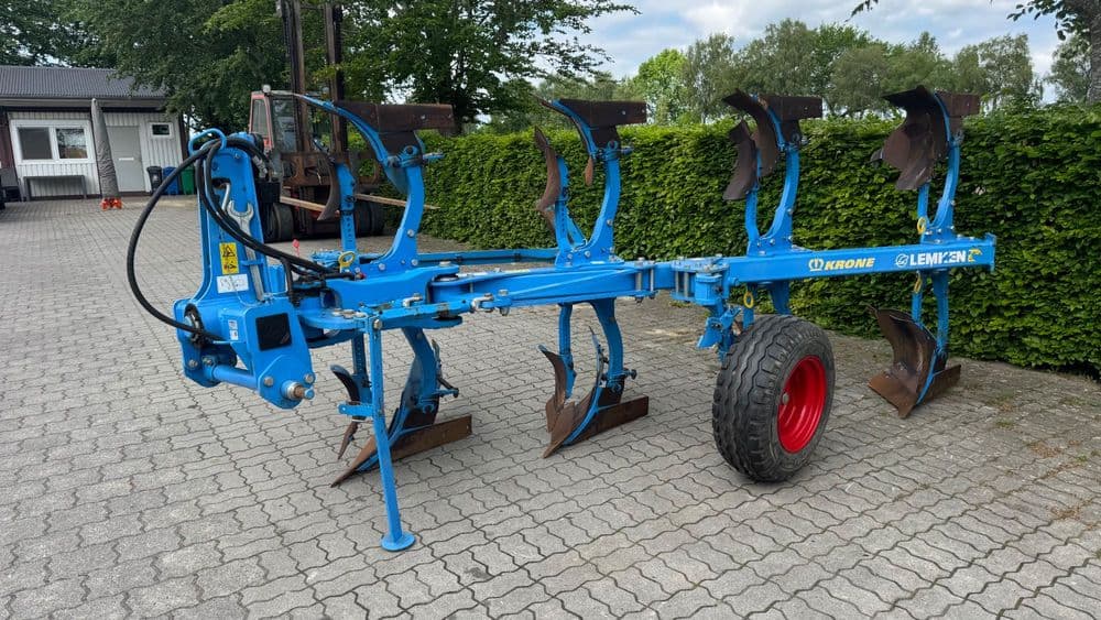 Lemken Europal 7 Omoch Claas Arion, Belarus tortadi — 1