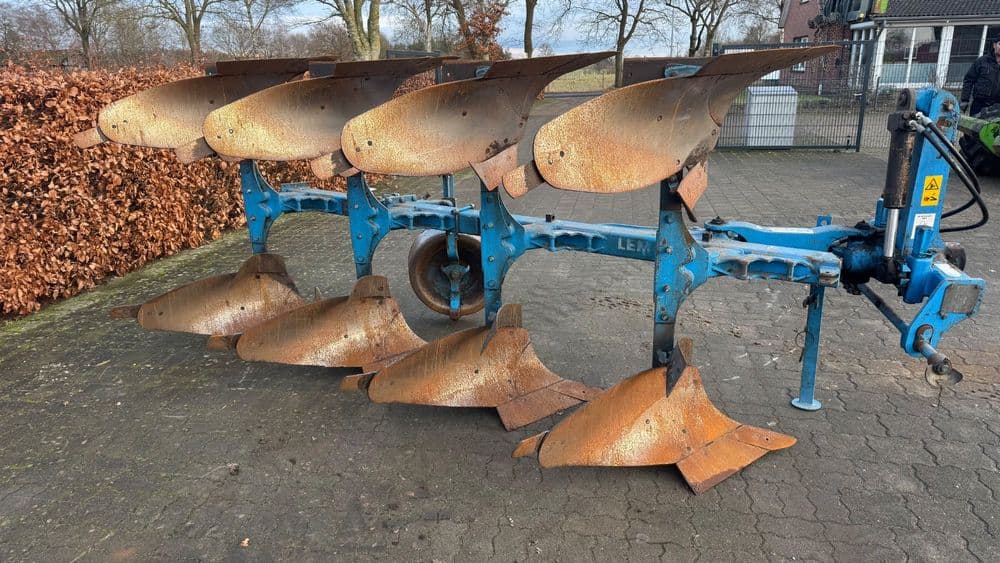 Lemken Opal 110 Case Puma, John Deere, Belarus tortadi. — 1