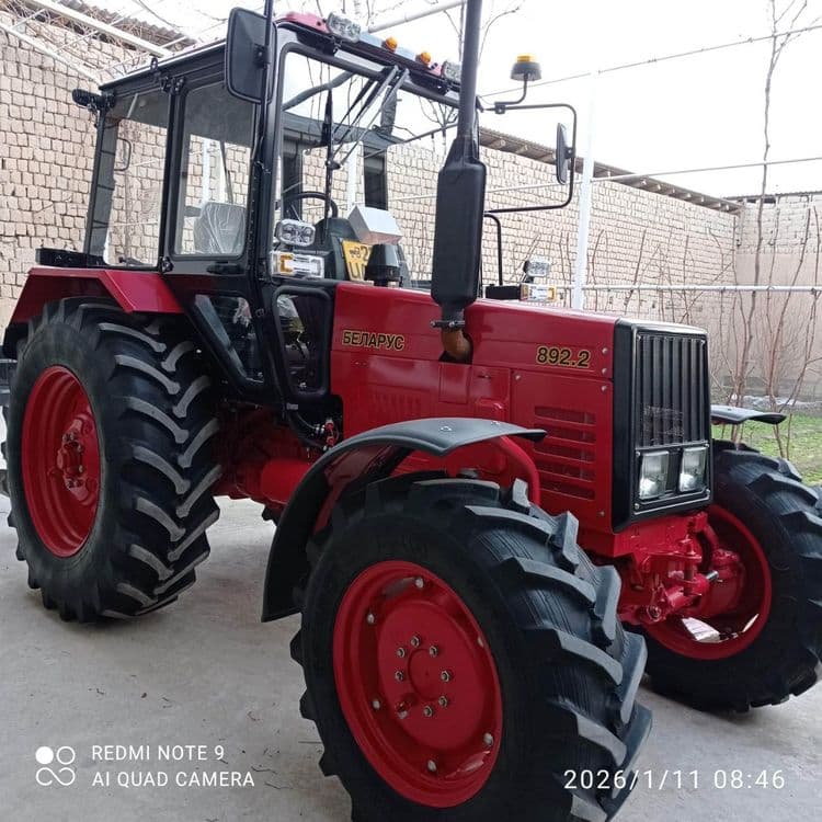 Belarus 892.2 traktor — 4
