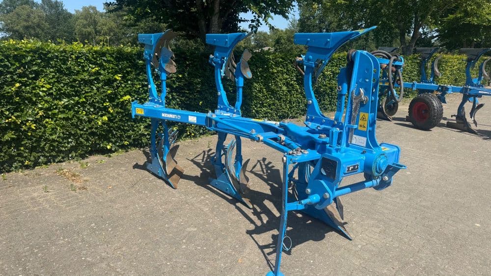 Lemken Europal 5, Belarus, Claas Arion, John Deere, tortadi — 3