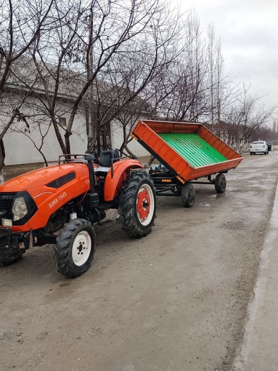 Mini traktor sotiladi — 1