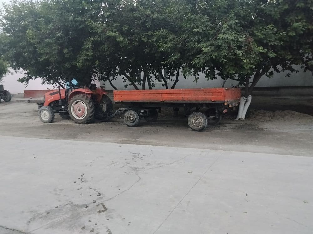 Mini traktor sotiladi — 2