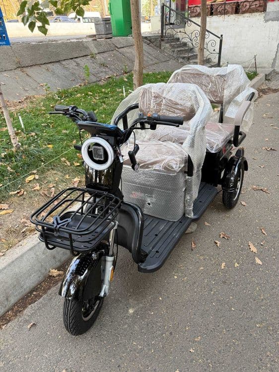 Новый мотороллер-Рикша, в коробке. Yangi skuter-Riksha, qutida. — 1