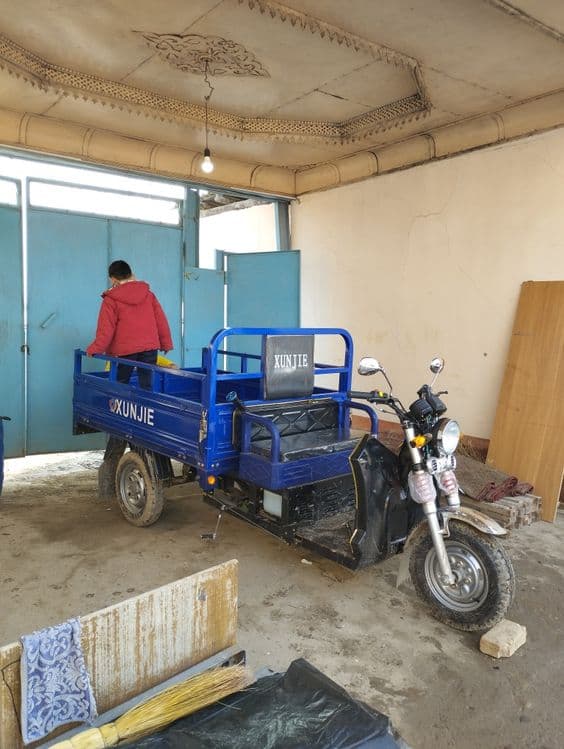 Motoroller yuk tashuvchi — 1