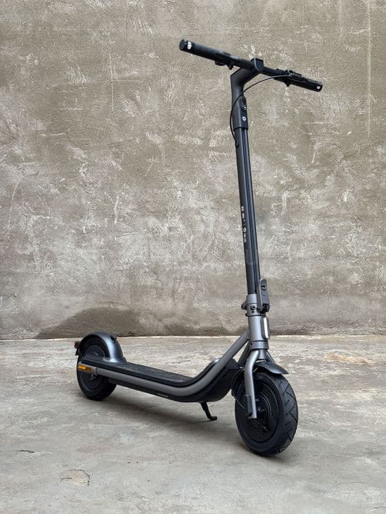 Электросамокат Yadea Starto 350W, для города, складной, 25 км/ч — 2