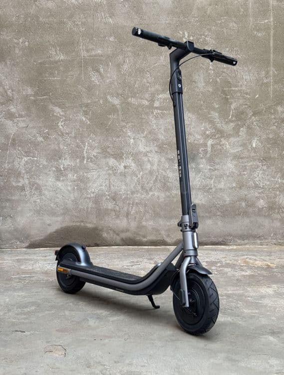 Электросамокат Yadea Starto 350W, для города, складной, 25 км/ч — 1