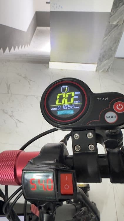 Kugo M4 PRO самокат срочно продается — 2
