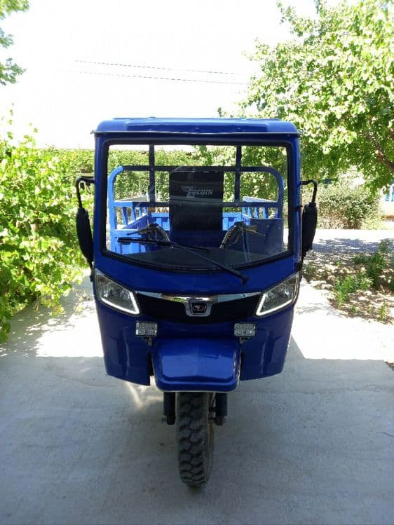 Lochin motorol yaxshi holatda sotiladi — 3