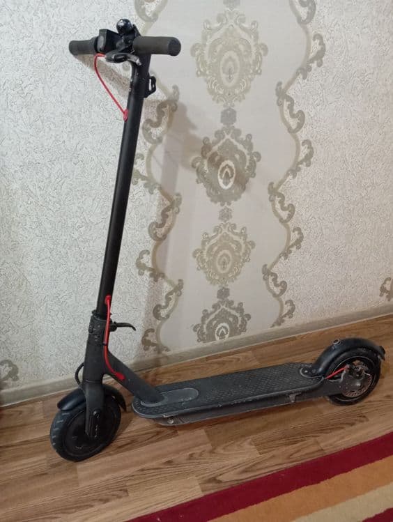 Продаётся электросамокат — 1