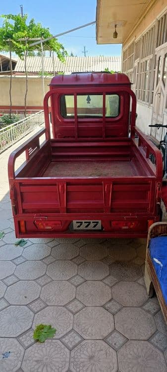 Kabinali yuk elektromotoroller sotiladi — 2