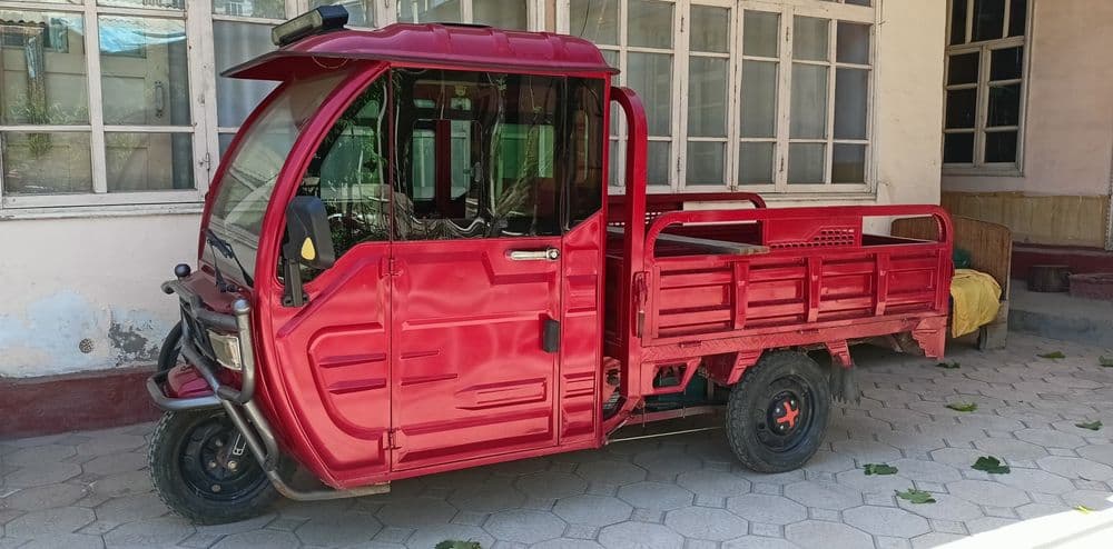 Kabinali yuk elektromotoroller sotiladi — 4