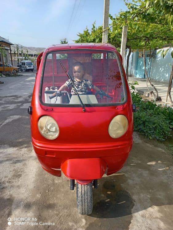 2 tonnali Land Rover Dani Samosval 2 tonnali motorol. — 3