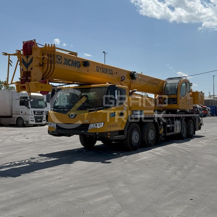 Avtokran XCMG 50 tonnalik — 1
