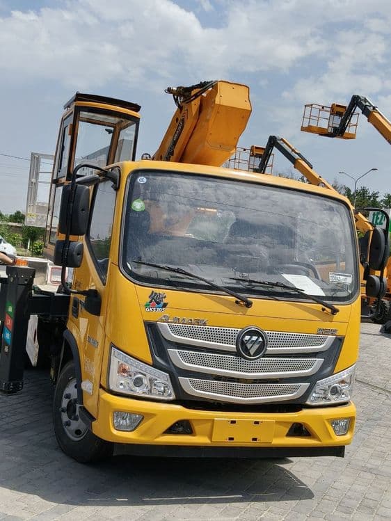 Foton Avtovishka 30.5 metrli — 2