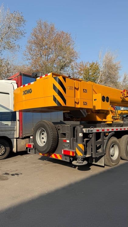 XCMG ва ЗООМЛИОН 50 tonnalik avtokran buyurtma asosida — 5