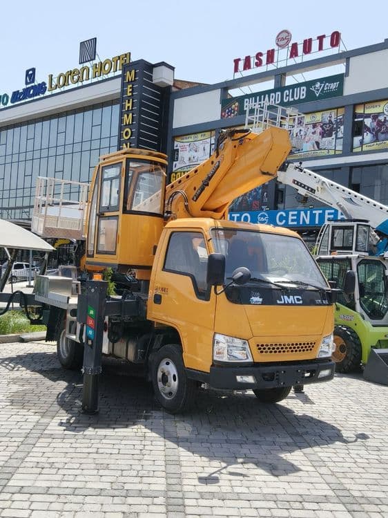 Avtovishka Jmc 33 metrli — 2