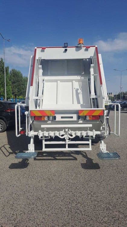 Мусоровоз ISUZU FVR34K 12м3 с манипулятором В НАЛИЧИИ — 2