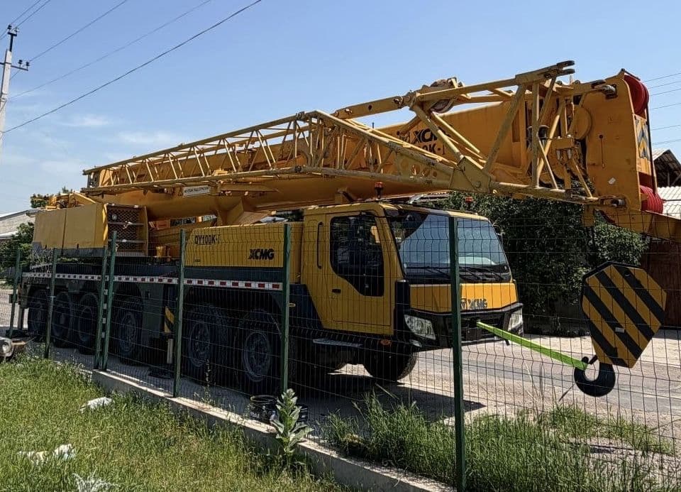 Автокран XCMG 100 тонналик сотилади срочно — 1