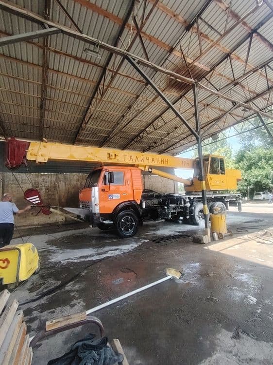 Автокран сотлади КамАЗ 16 тон 18 000 й.е — 2